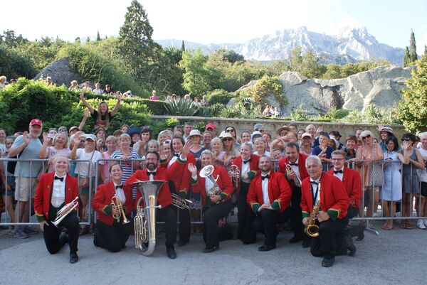 Symphonic Brass Wales near the town of Alupka in Crimea Symphonic Brass Wales near the town of Alupka in Crimea - Sputnik International