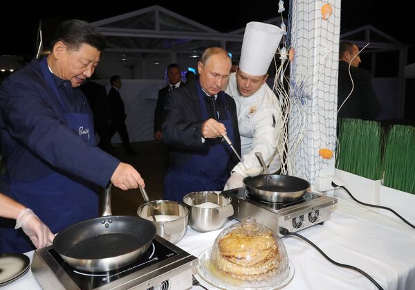 Xi Jinping and Vladimir Putin Xi Jinping and Vladimir Putin - Sputnik International