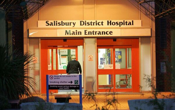 Main entrance of Salisbury District Hospital - Sputnik International