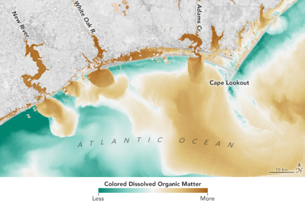 NASA satellite imagery combines visible and infrared data to reveal colored dissolved organic matter in contaminated waterways - Sputnik International