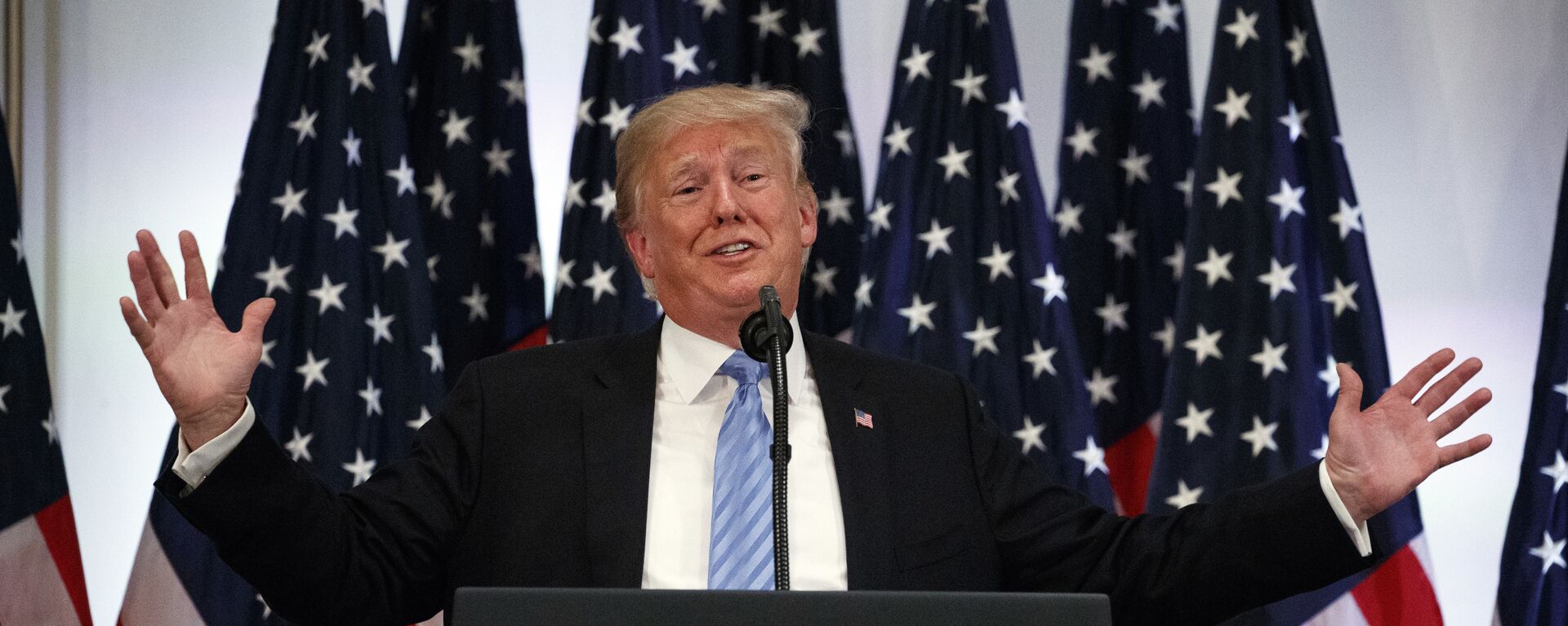 President Donald Trump speaks during a news conference at the Lotte New York Palace hotel during the United Nations General Assembly,  - Sputnik International, 1920, 27.07.2025