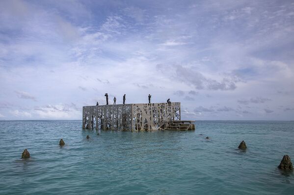 Underwater Series of Sculptures Colarium by Jason deCaires Taylor's in Maldives - Sputnik International