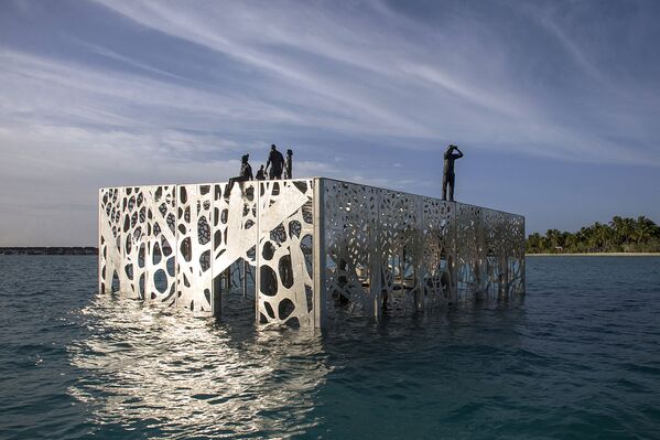 Underwater Series of Sculptures Colarium by Jason deCaires Taylor's in Maldives - Sputnik International