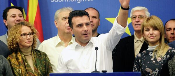 Macedonia's chief opposition leader Zoran Zaev speaks to the media during a press conference in Skopje January 31, 2015. - Sputnik International