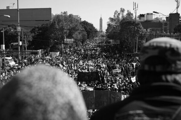 Protesters at the 47th anniversary of October 2, 1968.  - Sputnik International