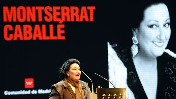 Spanish Catalan opera soprano Montserrat Caballe speaks after being awarded the International medal for Arts on November 18, 2013 in Madrid during the culture prize giving ceremony in the Red Room of the town hall in Madrid. - Sputnik International
