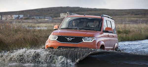 UAZ Patriot taking an extreme test drive through Russia's Kola Peninsula. UAZ Patriot taking an extreme test drive through Russia's Kola Peninsula. - Sputnik International