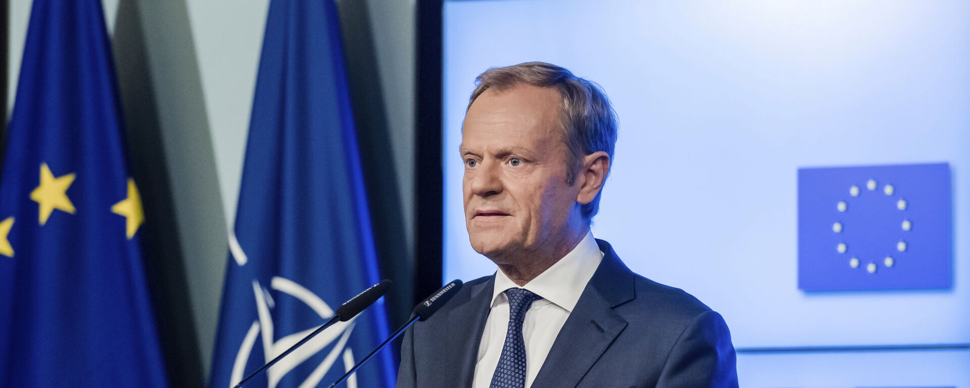European Council President Donald Tusk addresses the media after the signature of the second EU NATO Joint Declaration, in Brussels on Tuesday, July 10, 2018 - Sputnik International, 1920, 12.12.2023