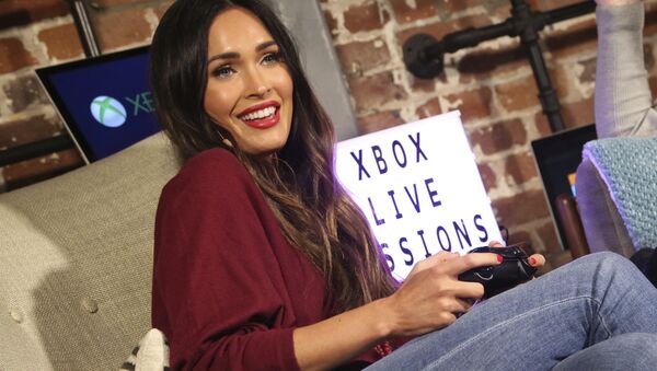 Megan Fox at the Dave Bautista and Megan Fox Xbox Live Session at the Microsoft Lounge on Friday, Nov. 3, 2017 in Venice, Calif. (Casey Rodgers/AP Images for Xbox) - Sputnik International