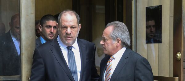 Film producer Harvey Weinstein exits New York Supreme Court with attorney Brafman in Manhattan in New York City. - Sputnik International