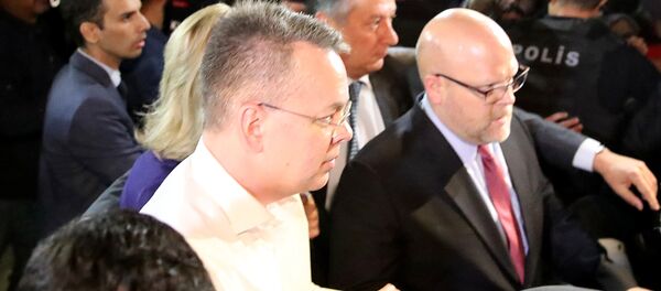 U.S. pastor Andrew Brunson and his wife Norrine - Sputnik International
