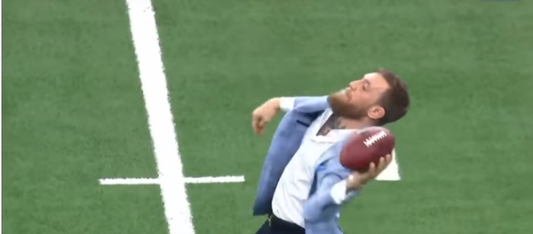 Conor McGregor at NFL game. Conor McGregor at NFL game. - Sputnik International