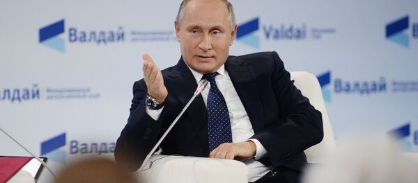 Vladimir Putin at Valdai Discussion Club Forum - Sputnik International