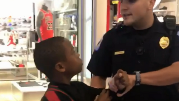 Child rapper arrested at Georgia mall following confrontation with police officer - Sputnik International