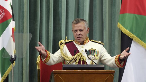 Jordan's King Abdullah II delivers a speech to the parliament, as he opens the third regular session session in the capital Amman on October 14, 2018. - Sputnik International