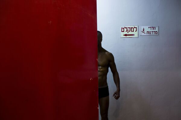No Pain, No Gain: Highlights of Amateur Bodybuilder’s Competition in Israel - Sputnik International
