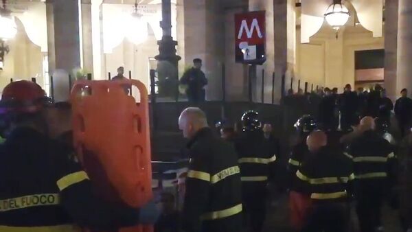 Thirty fans of CSKA Moscow football club were injured in an escalator collapse in Rome Metro - Sputnik International