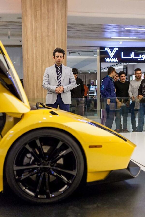Masoud Moradi and his Iranian Lamborghini clone. Masoud Moradi and his Iranian Lamborghini clone. - Sputnik International