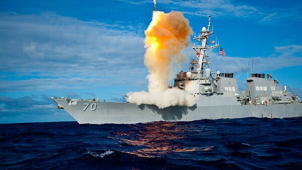 USS Hopper (DDG 70) launches a Standard Missile-3 - Sputnik International