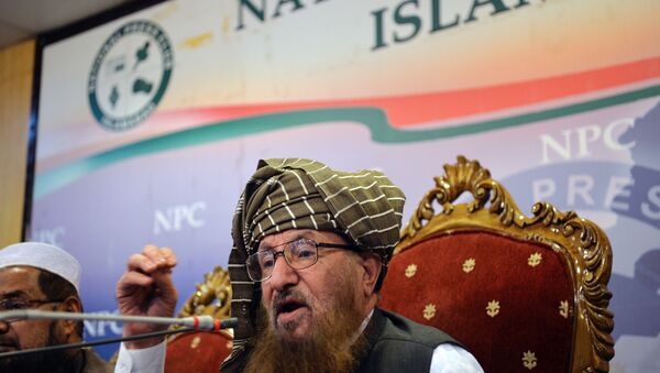 Maulana Sami ul-Haq, head of Defence of Pakistan Council, a coalition of around 40 religious and political parties, speaks during a press conference in Islamabad on August 23, 2017. - Sputnik International