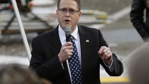 Rep. Matt Shea, R-Spokane, speaks at a gun-rights rally, Friday, Jan. 13, 2017, at the Capitol in Olympia, Wash - Sputnik International