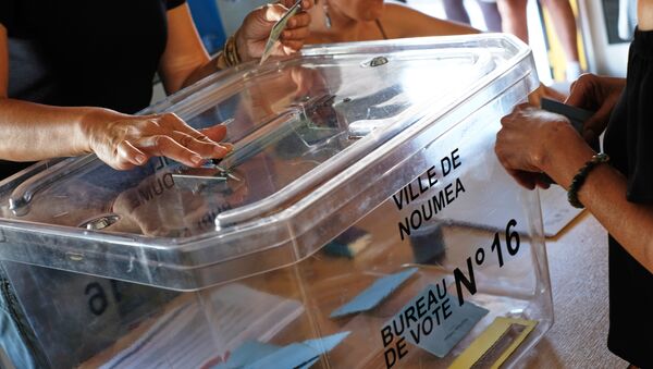 People cast their ballots for or against the independence of New Caledonia, November 4, 2018, in Noumea, New Caledonia. November 4, 2018 - Sputnik International