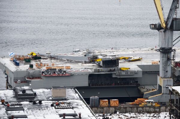 The cruiser Admiral Kuznetsov at ship repair plant The cruiser Admiral Kuznetsov at ship repair plant - Sputnik International