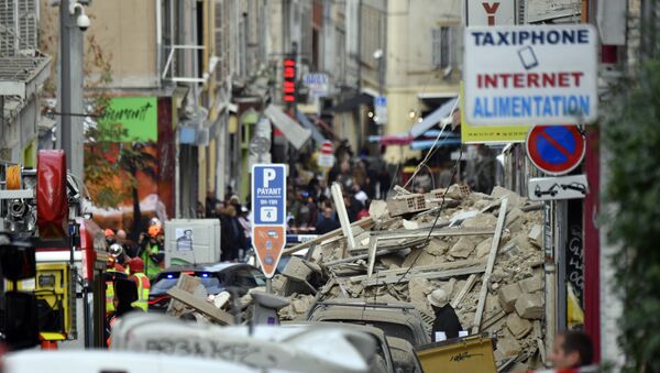 Fire Brigades and Police at Site of Building's Collapse in Marseille - Sputnik International