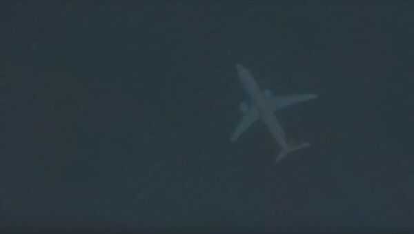 Google Earth appears to show plane submerged off the Scottish coast - Sputnik International