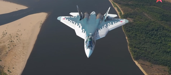 Su-57 test flight over Astrakhan, Russia. - Sputnik International