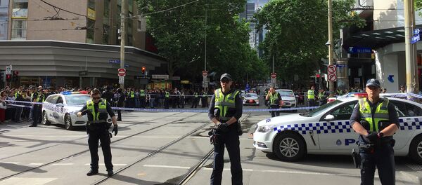 Policemen block members of the public from walking towards the Bourke Street mall in central Melbourne, Australia, November 9, 2018 Policemen block members of the public from walking towards the Bourke Street mall in central Melbourne, Australia, November 9, 2018 - Sputnik International