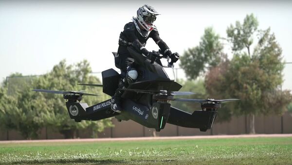 Dubai Police started training officers to fly hoverbikes - Sputnik International