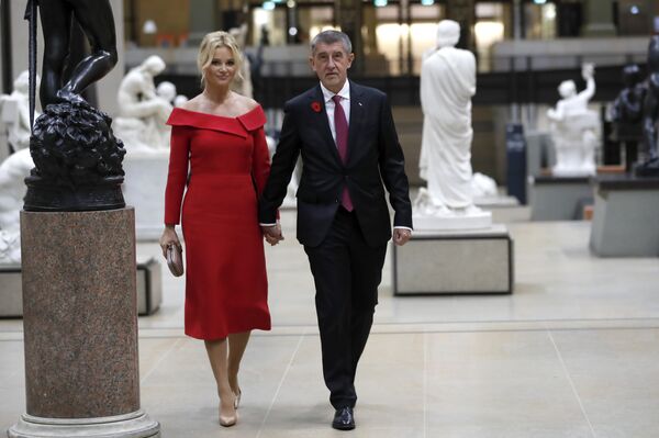 Czech Republic Prime Minister Andrej Babis and wife Monika Babisova arrive at the official dinner on the eve of the international ceremony for the Centenary of the WWI Armistice of 11 November 1918 at the Orsay Museum, in Paris, France, Saturday, Nov. 10, 2018. (Ian Langsdon/Pool Photo via AP) Czech Republic Prime Minister Andrej Babis and wife Monika Babisova arrive at the official dinner on the eve of the international ceremony for the Centenary of the WWI Armistice of 11 November 1918 at the Orsay Museum, in Paris, France, Saturday, Nov. 10, 2018. (Ian Langsdon/Pool Photo via AP) - Sputnik International