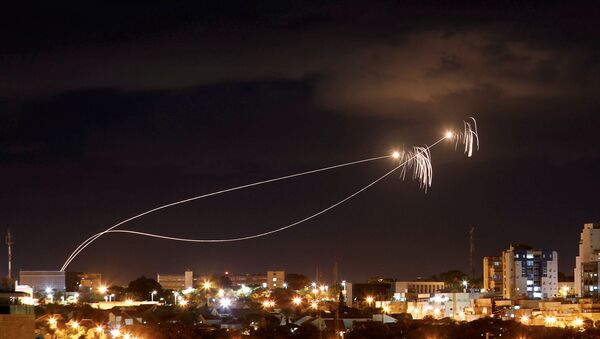 Israeli Iron Dome anti-missile system fires interception missiles - Sputnik International