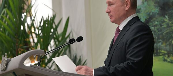 Russian President Vladimir Putin arrives in Singapore on November 11, 2018. - Sputnik International