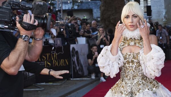 Actress and singer Lady Gaga poses for photographers upon arrival at the premiere of the film 'A Star Is Born' in London, 27 September 2018.  - Sputnik International