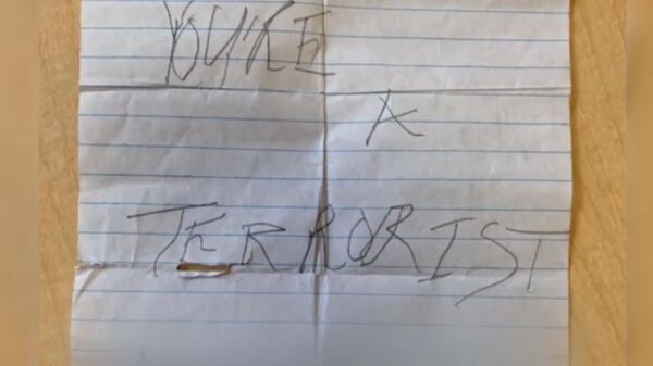 10-year-old Muslim girl in Massachusetts receives death threats in school cubby 10-year-old Muslim girl in Massachusetts receives death threats in school cubby - Sputnik International