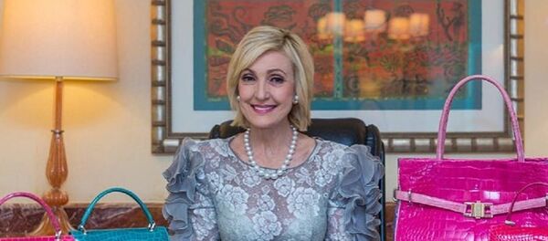 LANA MARKS LANA MARKS - Sputnik International