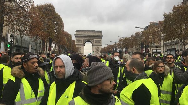 Yellow Vests protests against rising fuel prices began in France - Sputnik International