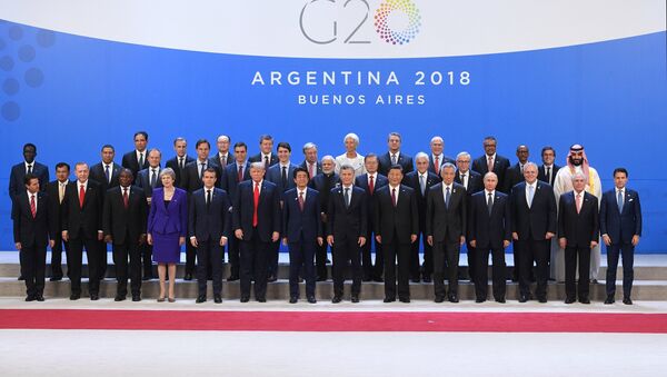 G20 leaders pose for a family photo during the G20 summit in Buenos Aires, Argentina November 30, 2018. - Sputnik International