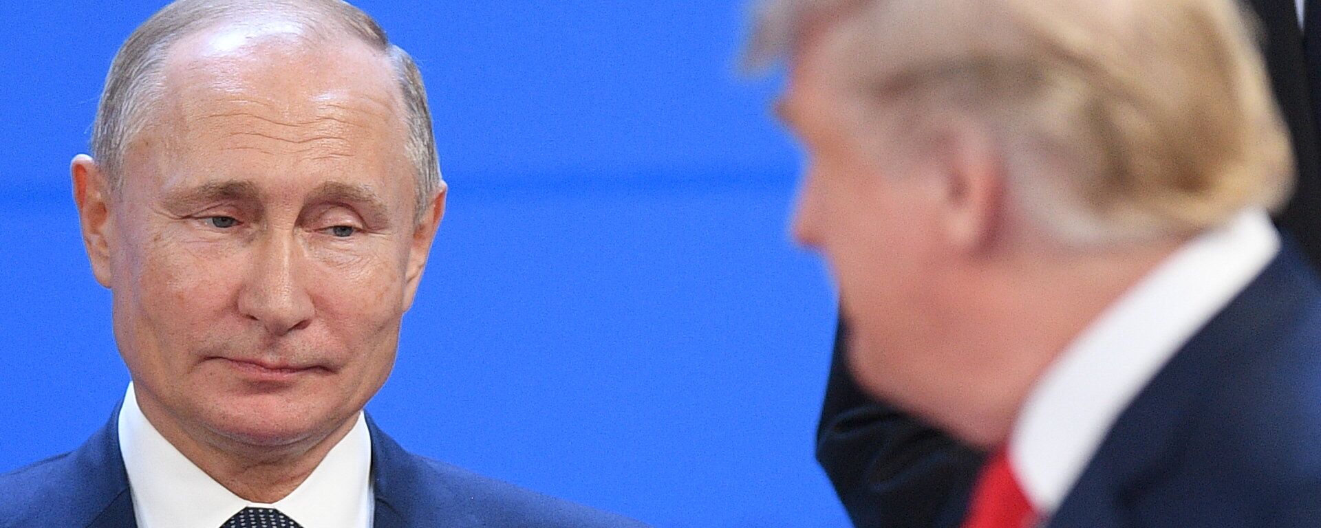 Russian President Vladimir Putin and US President Donald Trump before a photo op of the G20 heads, November 30, 2018. - Sputnik International, 1920, 07.08.2025