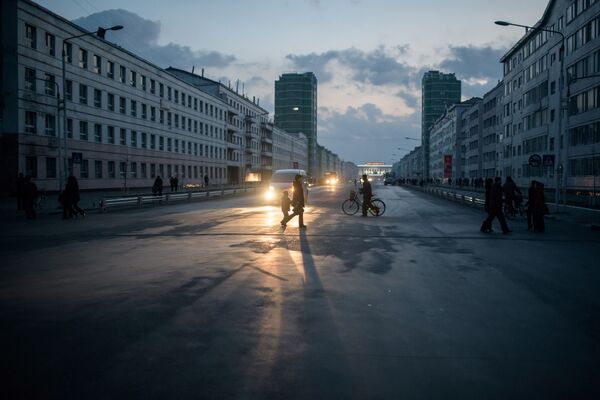 Hello Darkness, My Old Friend: Gloomy Beauty of North Korea's Cities - Sputnik International