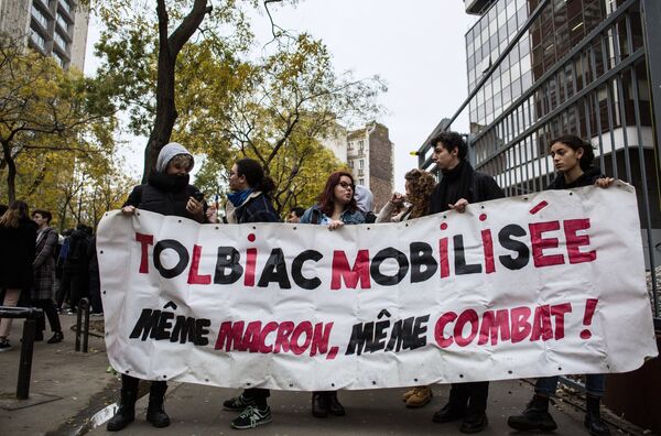 Protest action of students in Paris Protest action of students in Paris - Sputnik International