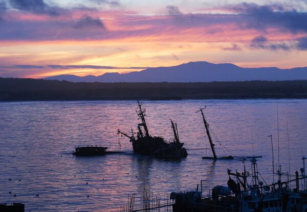 A Sunset on Kunashir Island - Sputnik International