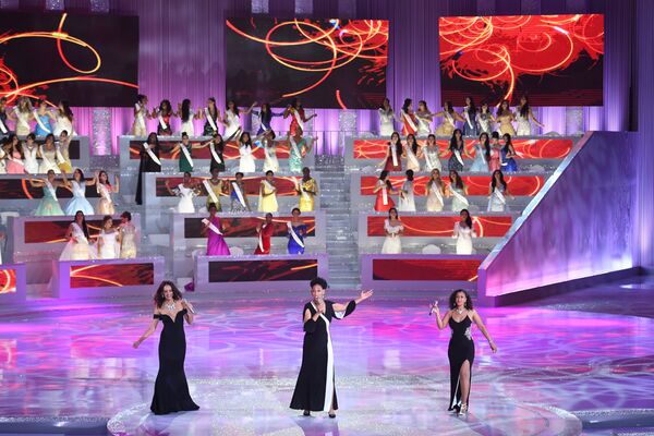 Contestants Perform During the 68th Miss World Pageant in China - Sputnik International