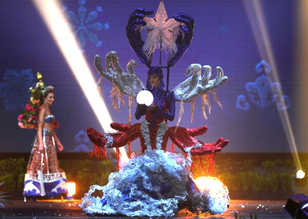 Mermaid Meets Sailor Moon: Miss Universe 2018 National Costume Presentation - Sputnik International
