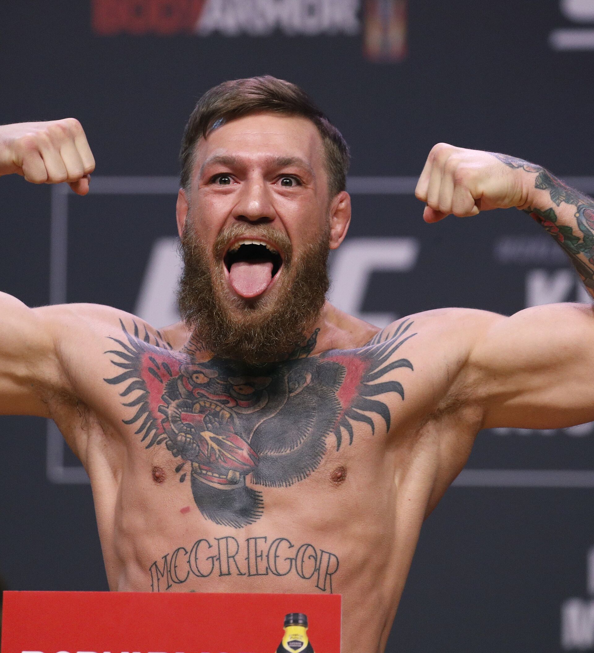 Jose Aldo Taunts Conor McGregor at UFC 194 Weigh-Ins | News, Scores,  Highlights, Stats, and Rumors | Bleacher Report
