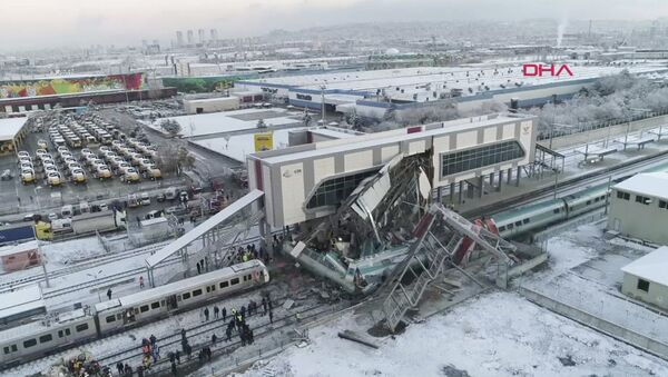 This image made from video shows aftermath of a high-speed train crash at a station in Ankara, Turkey, Thursday, Dec. 13, 2018 - Sputnik International