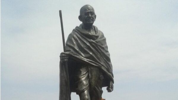 Mahatma Gandhi statue  - Sputnik International