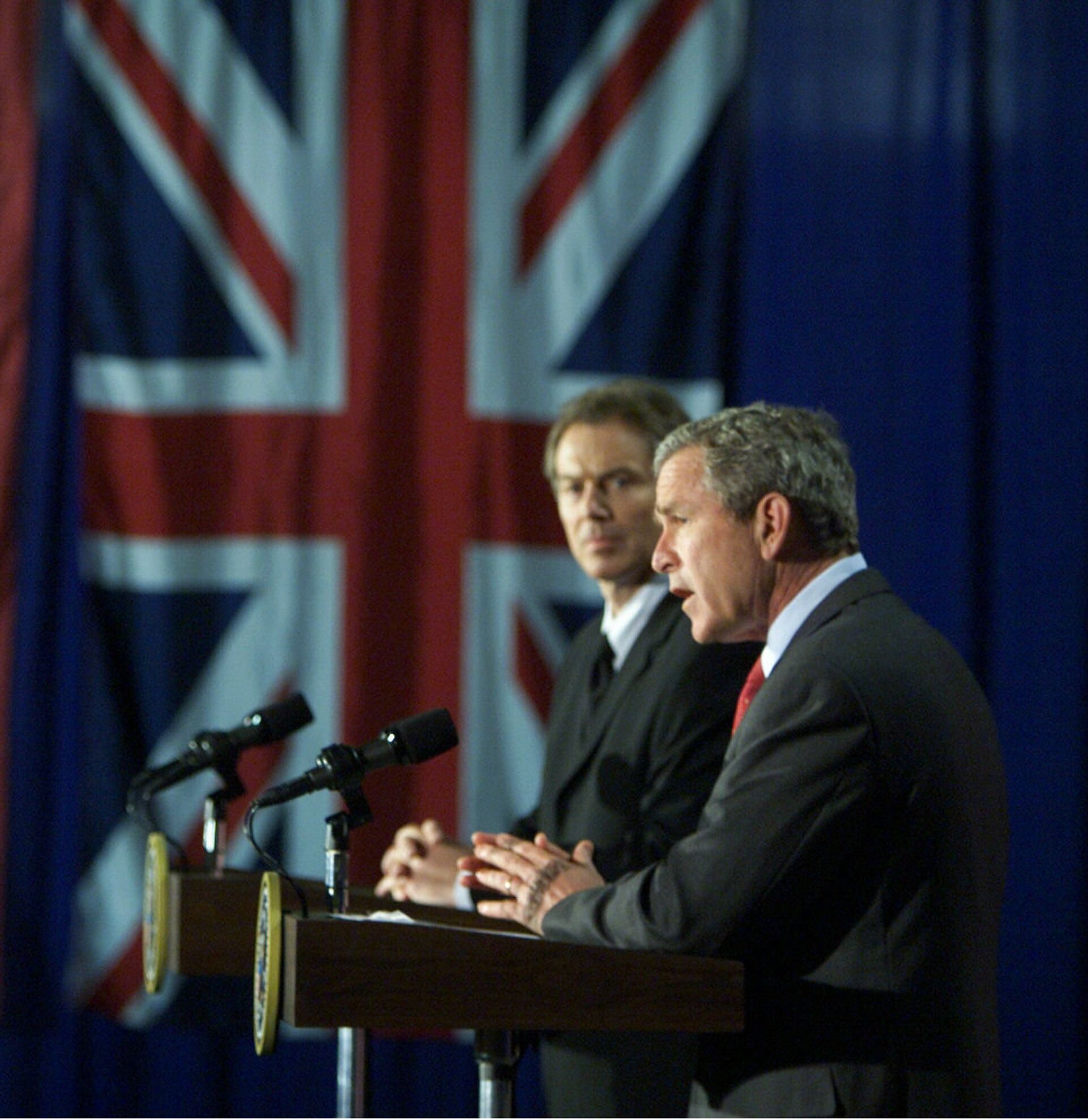 Former US president George Bush and Former UK Prime Minister Tony Blair - Sputnik International, 1920, 15.12.2021